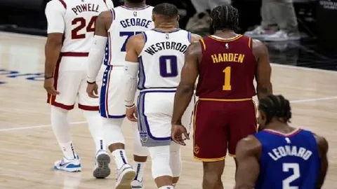 诺丁汉森林1-0逆袭胜曼联，伊兰加旧主受挫